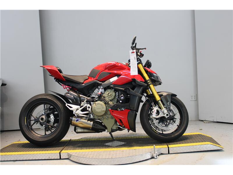 2021 Ducati STREET FIGHTER V4S