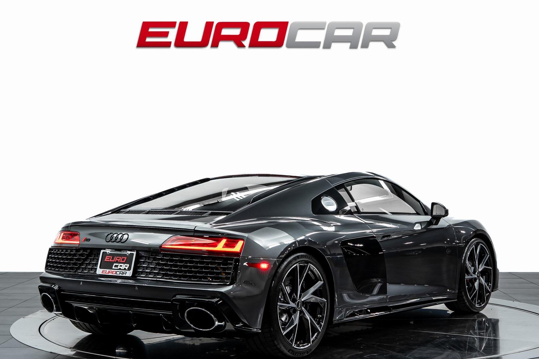 2021 Audi R8 V10 Quattro photo 3