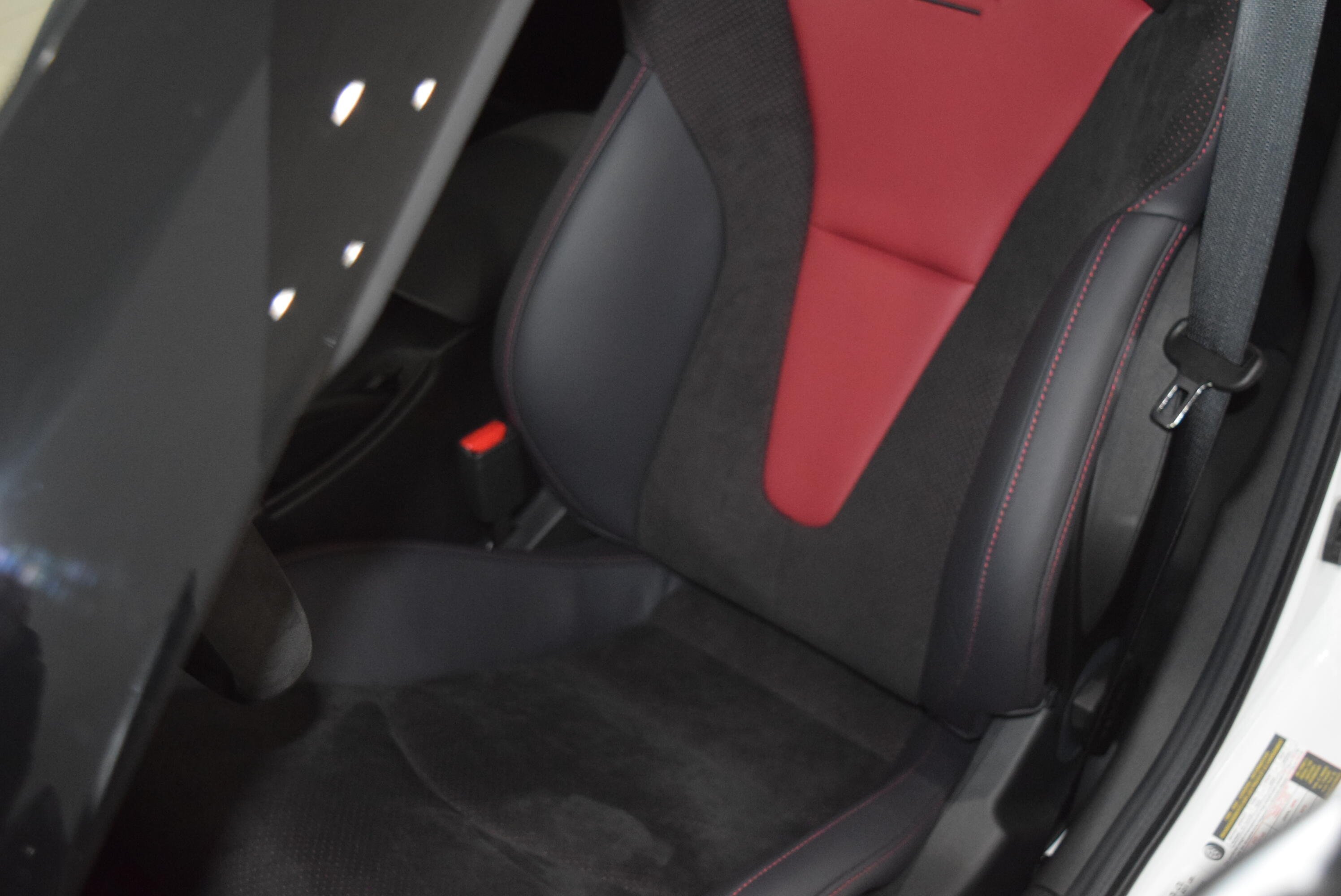 2024 Nissan Z NISMO - Photo 15