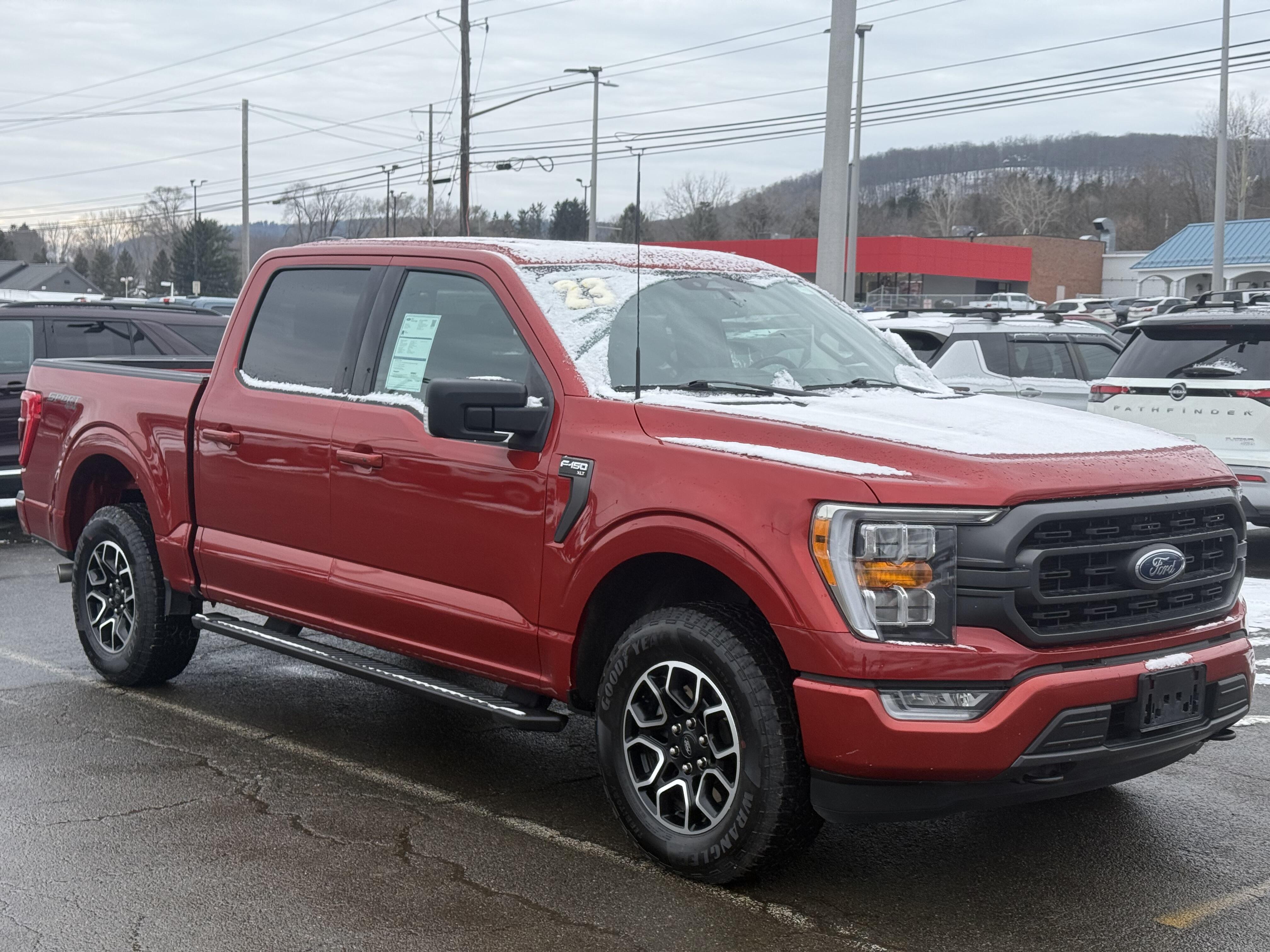 2023 Ford F-150 XLT's photo