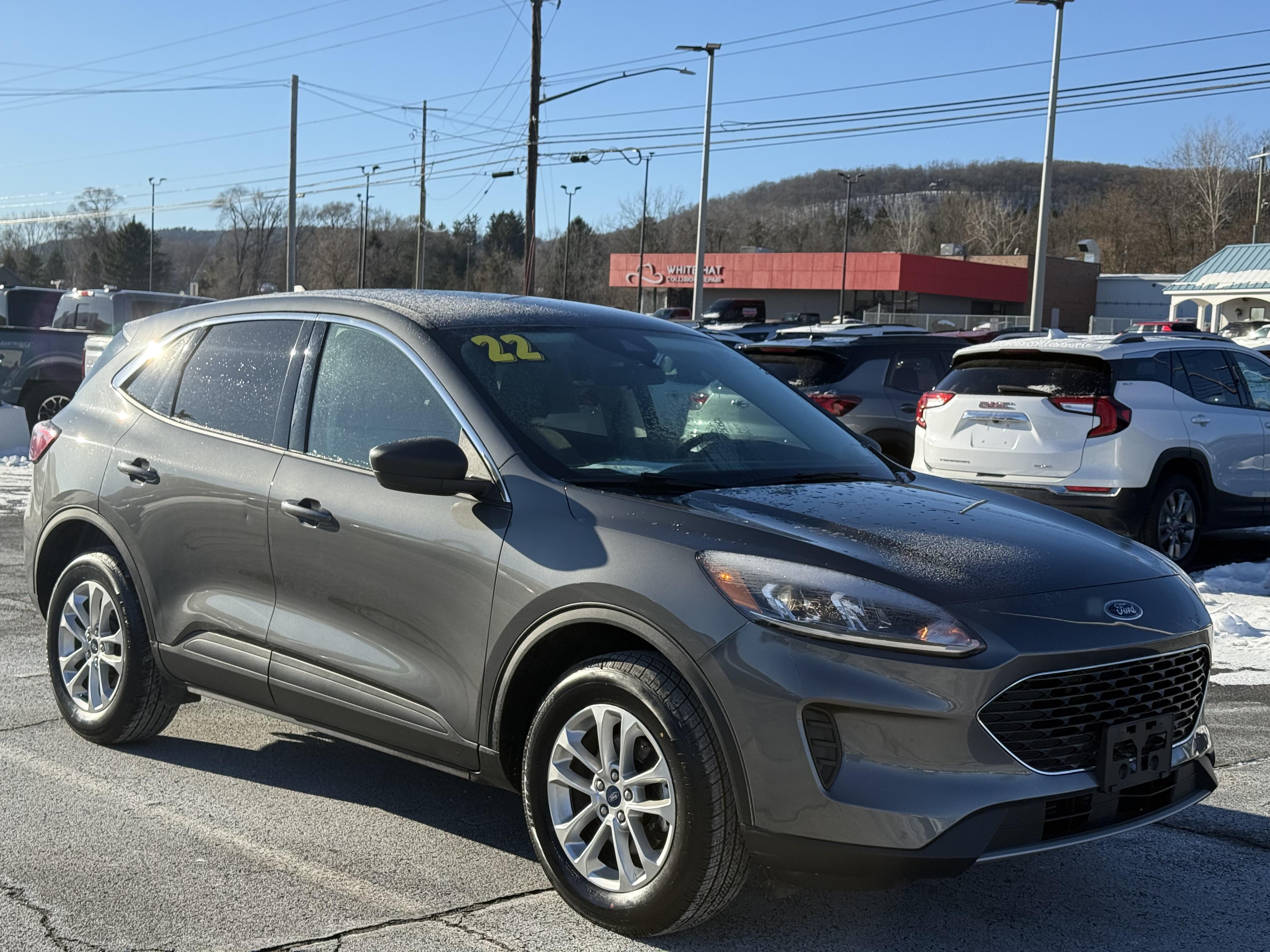 2022 Ford Escape SE