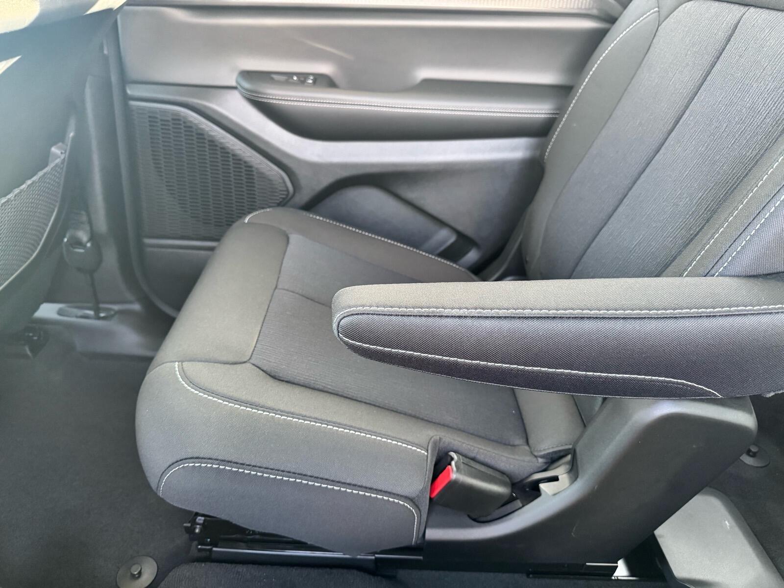 2025 Jeep Grand Cherokee L Laredo - Photo 18