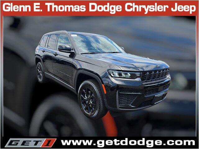 2026 Jeep Grand Cherokee Grand Cherokee Laredo Altitude 4x2