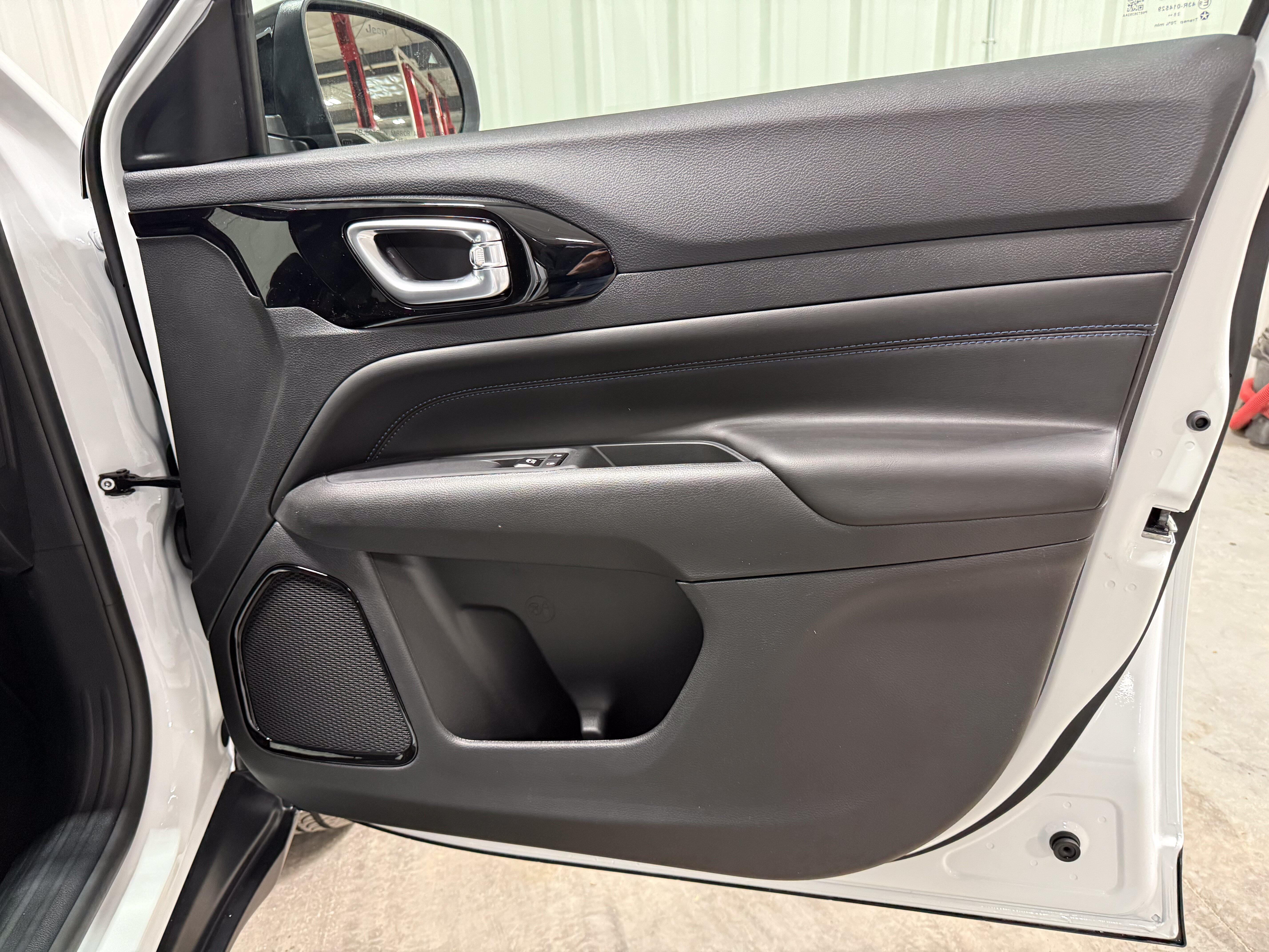 2026 Jeep Compass Latitude Altitude - Photo 11