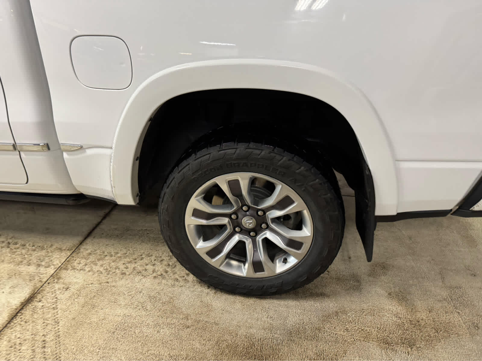 2022 RAM Ram 1500 Pickup Limited - Photo 9