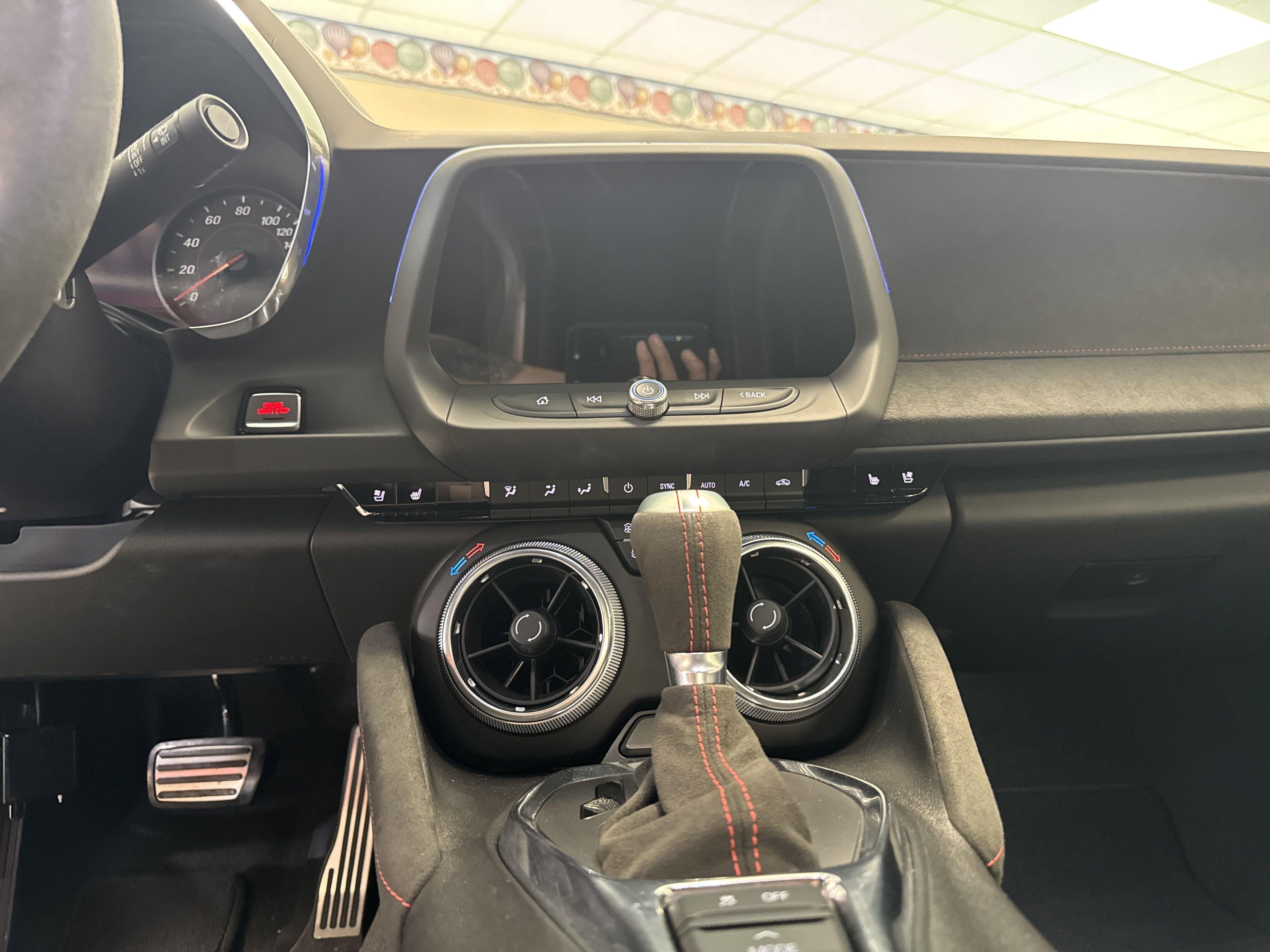 2019 Chevrolet Camaro ZL1 - Photo 15