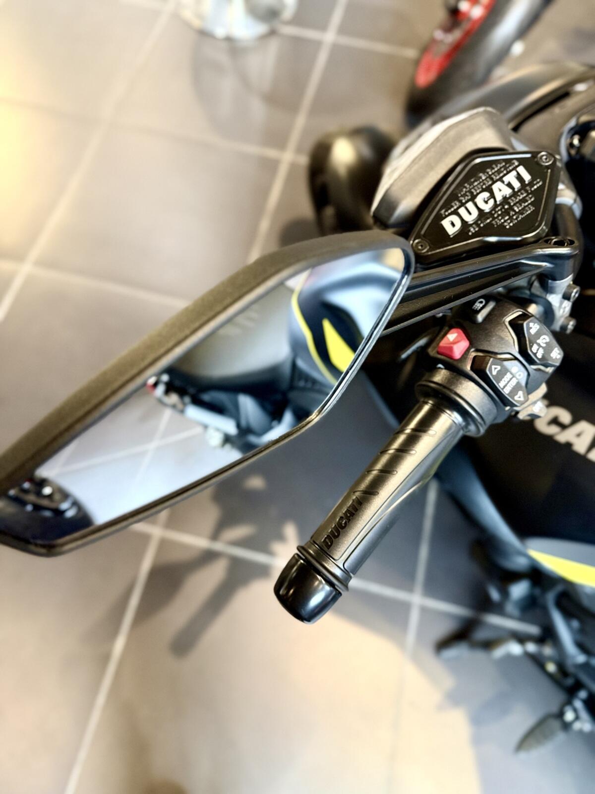 New 2026 Ducati DIAVEL V4 
