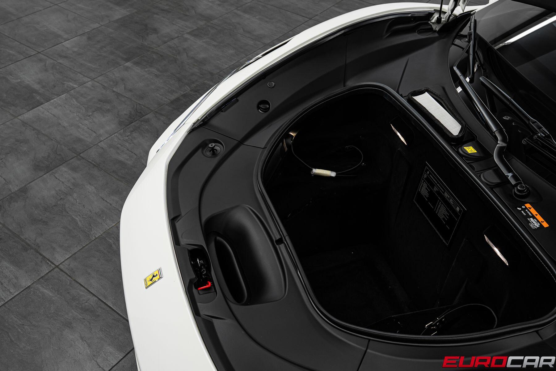 2022 Ferrari F8 Spider *CARBON STEERING WHEEL * FRONT LIFT*Image 12