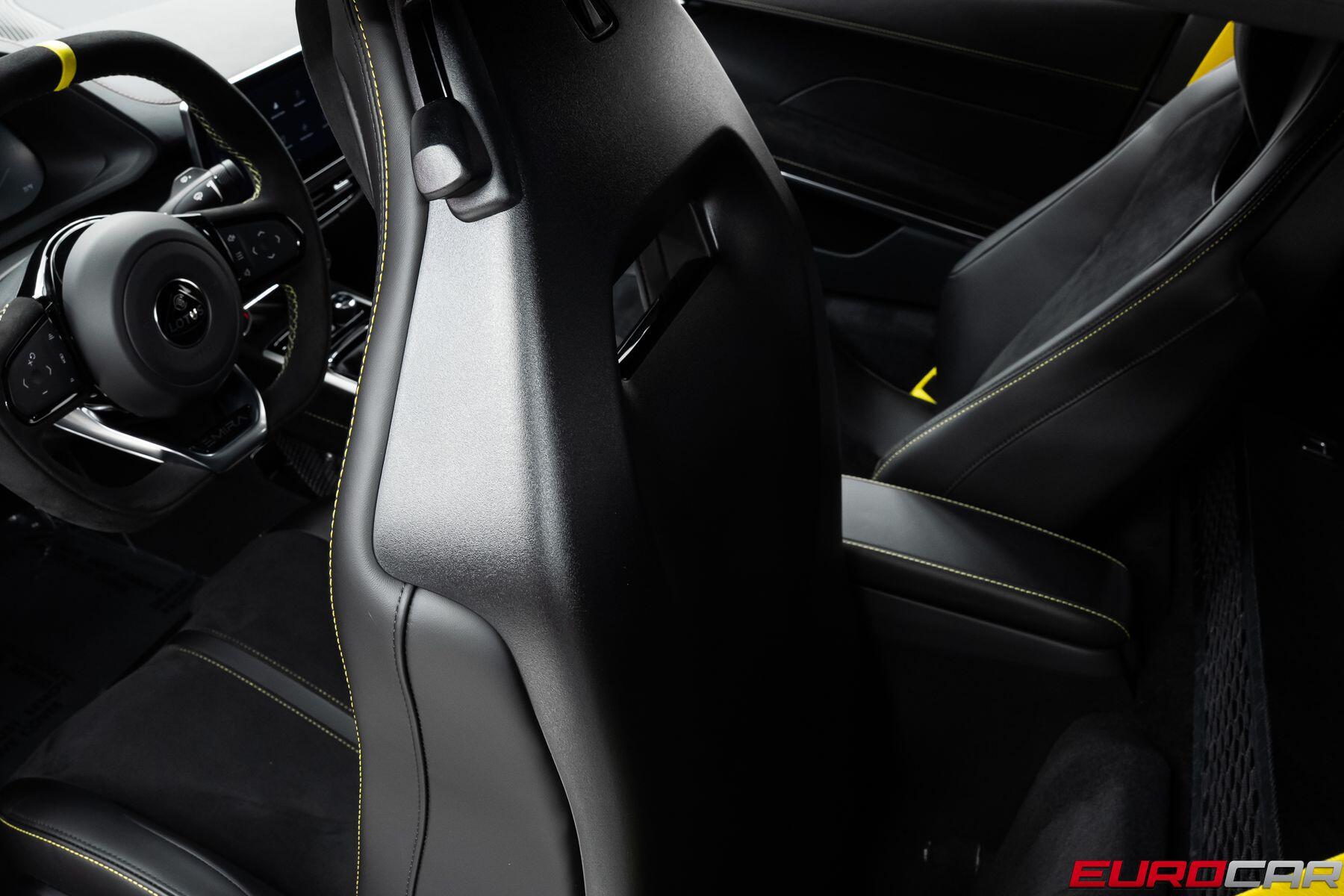 2026 Lotus Emira - Photo 41