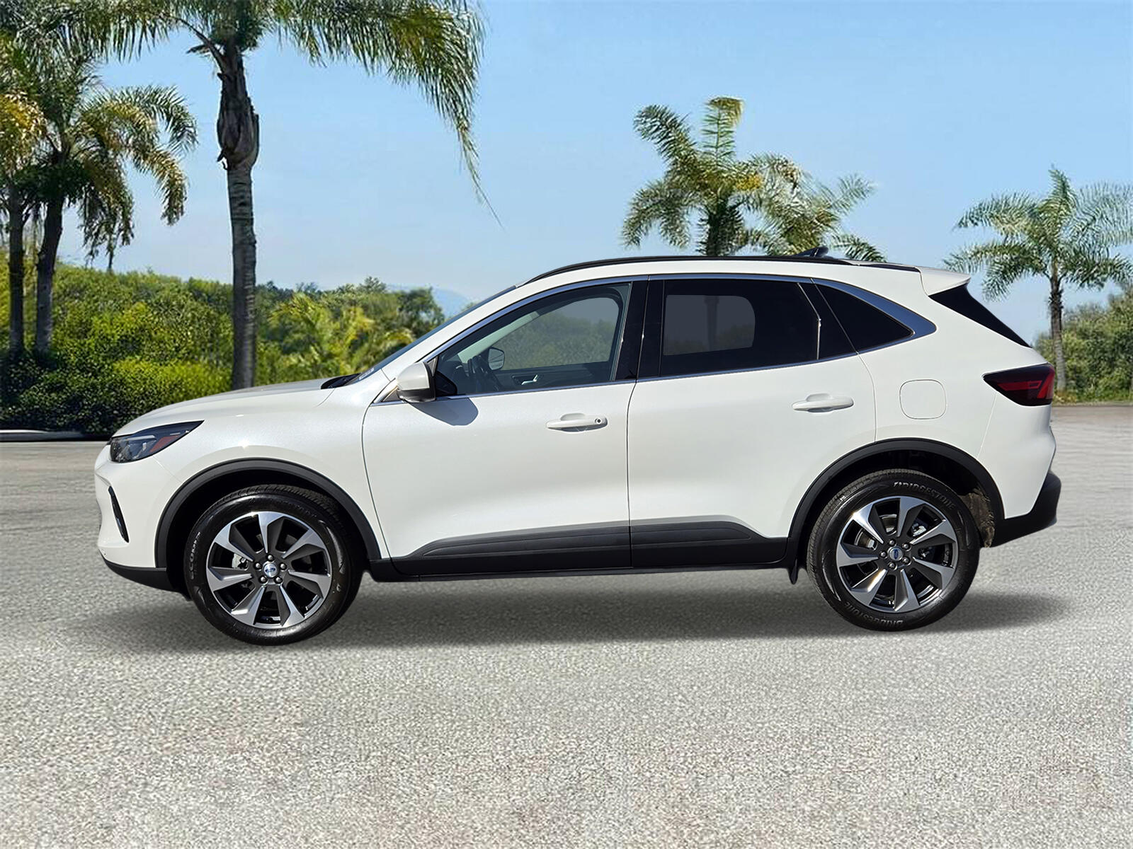 Used 2023 Ford Escape Platinum with VIN 1FMCU9JA2PUA22755 for sale in Downey, CA