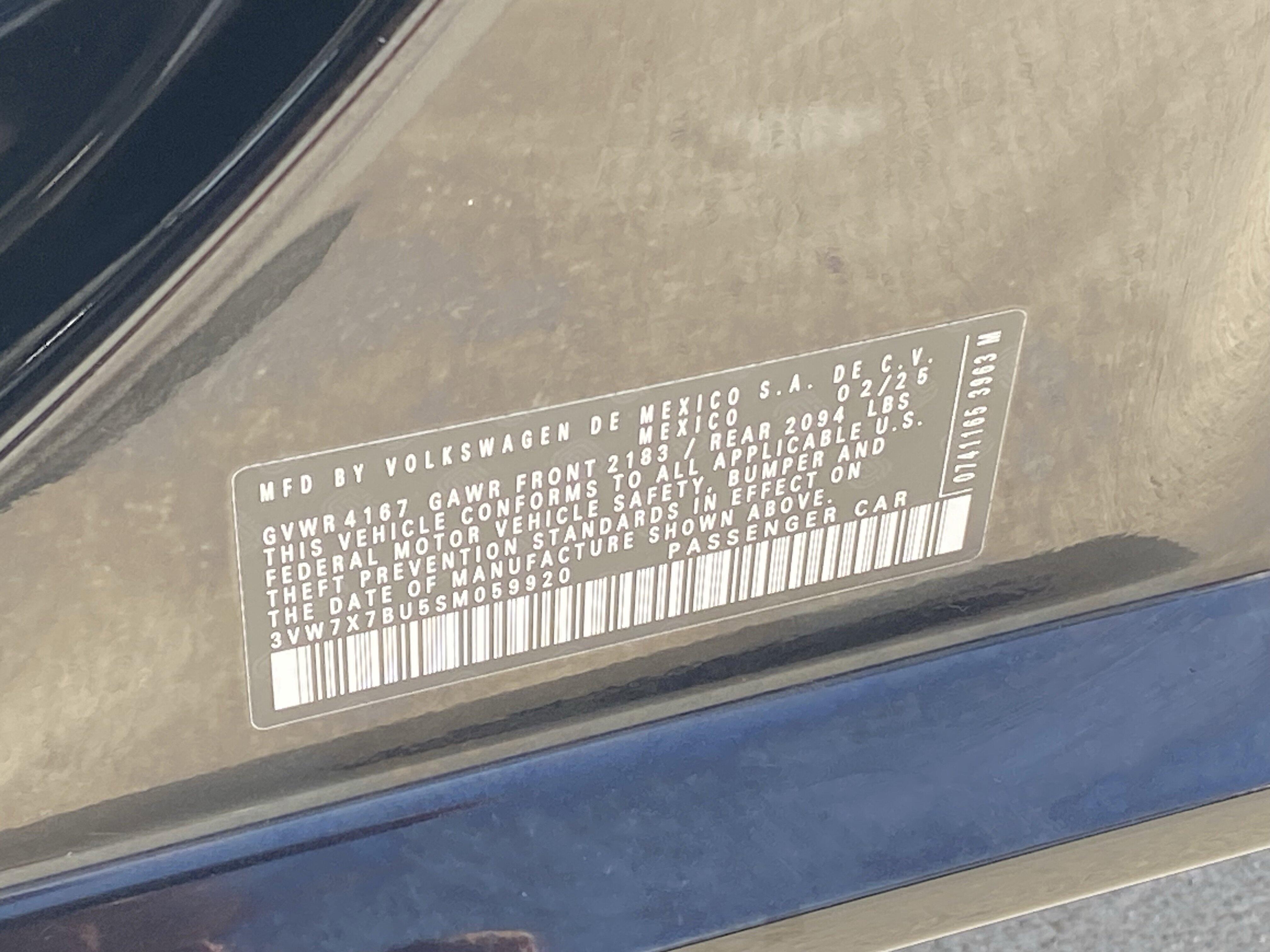 2025 Volkswagen Jetta SE - Photo 31