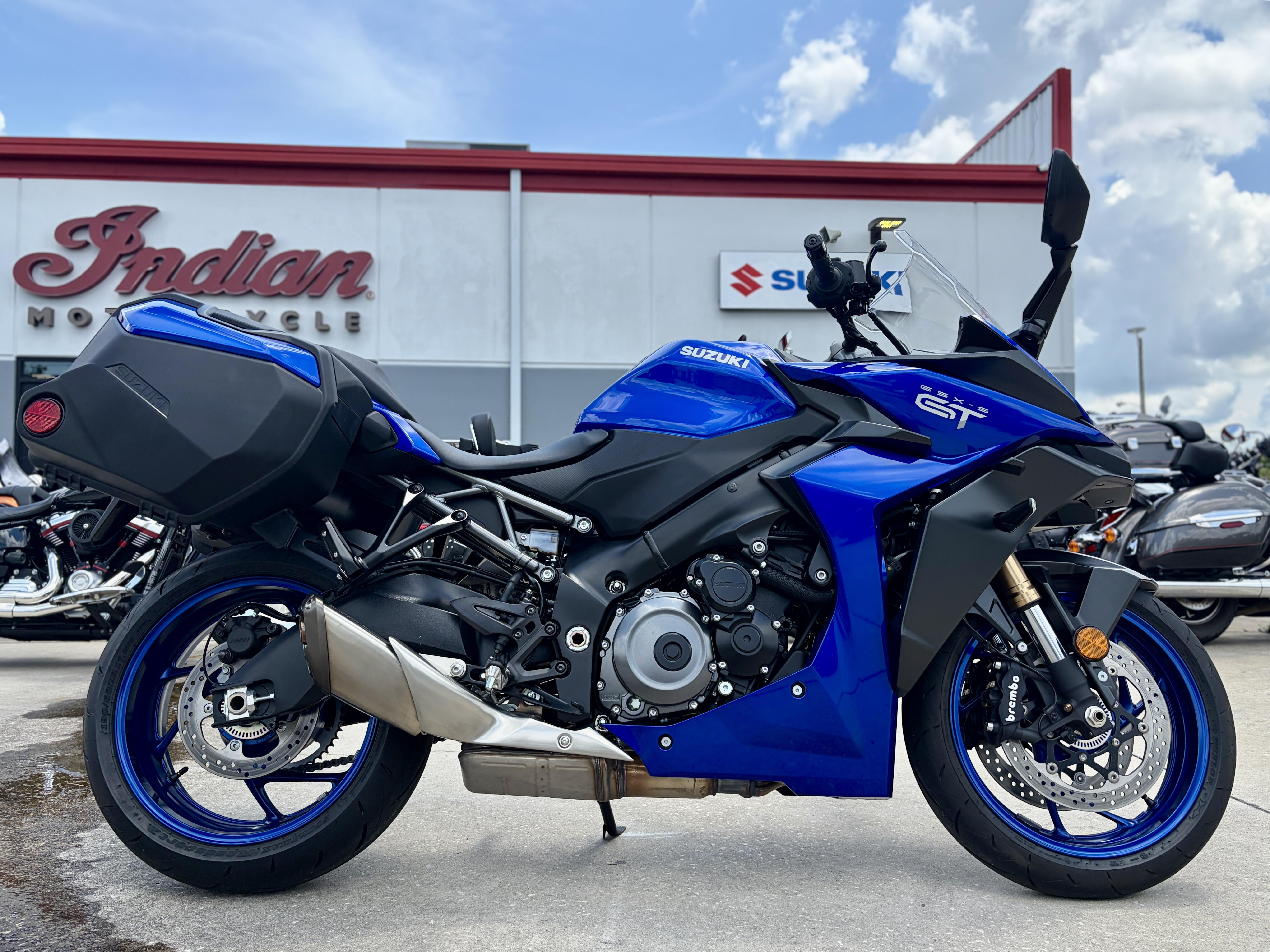 2025 Suzuki GSXS1000GT