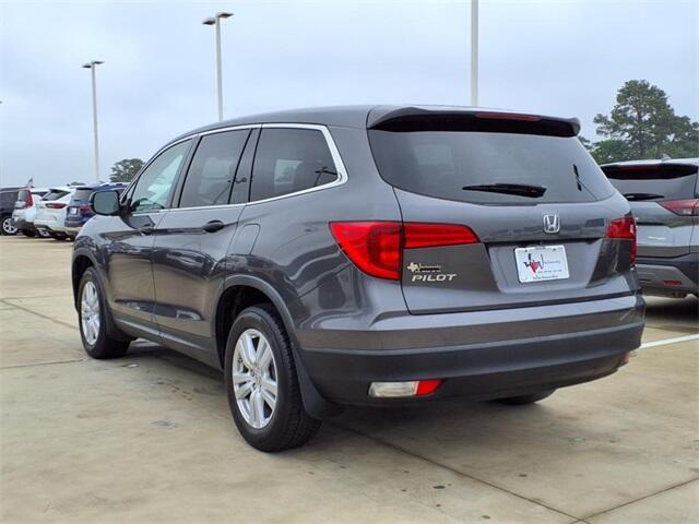 Used 2017 Honda Pilot LX with VIN 5FNYF5H13HB041280 for sale in Huntsville, TX