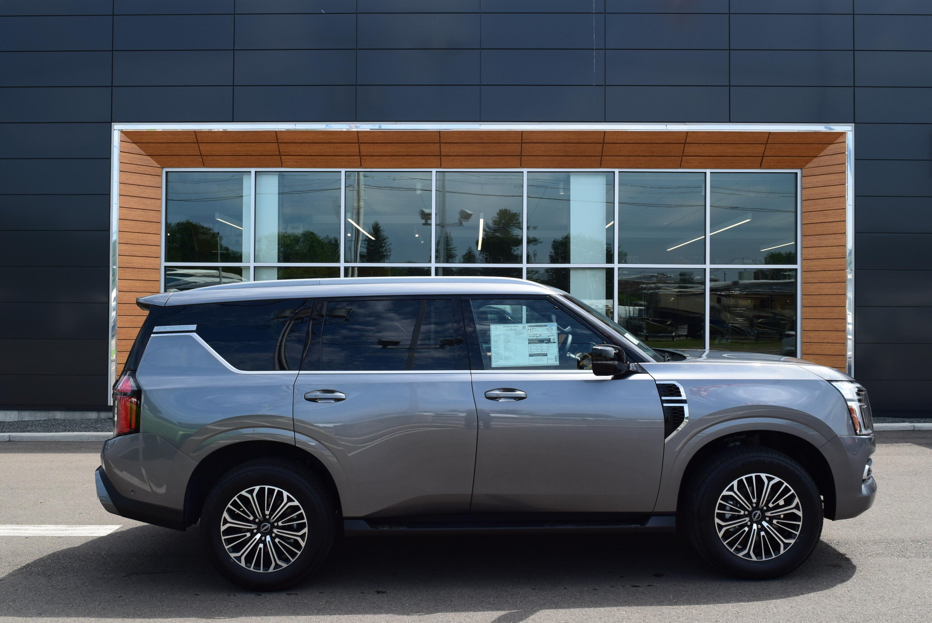 2026 Nissan Armada Sl