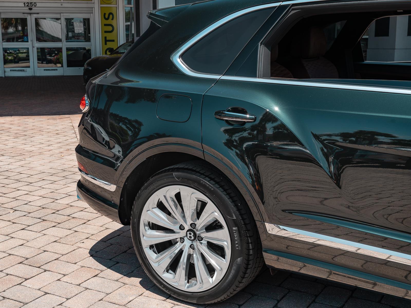 Used 2023 Bentley Bentayga V8