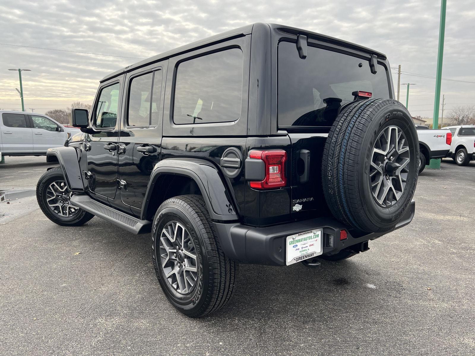 2026 Jeep Wrangler 4-Door Sahara - Photo 10