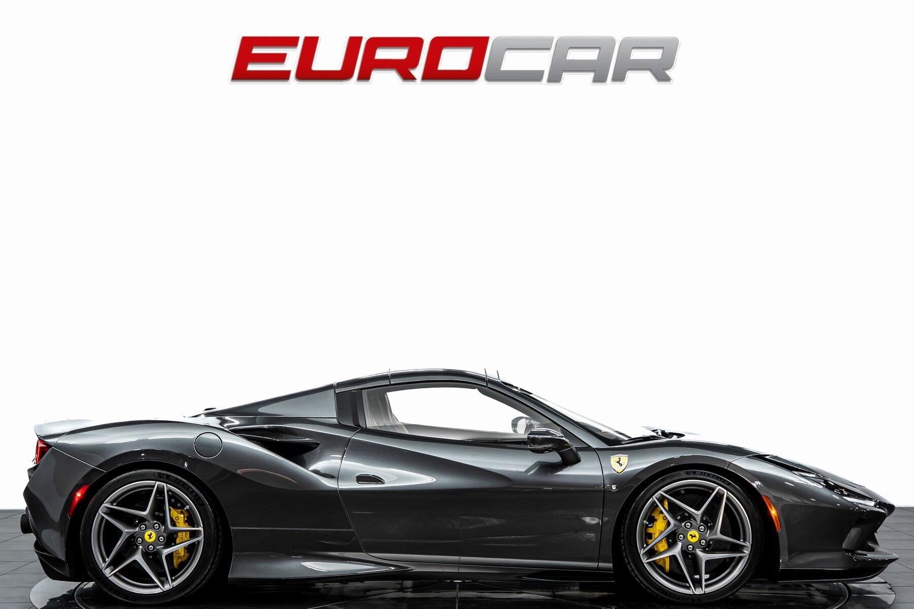 2022 Ferrari F8 Spider *HUGE CARBON OPTIONS * PASSENGER DISPLAY*Image 8
