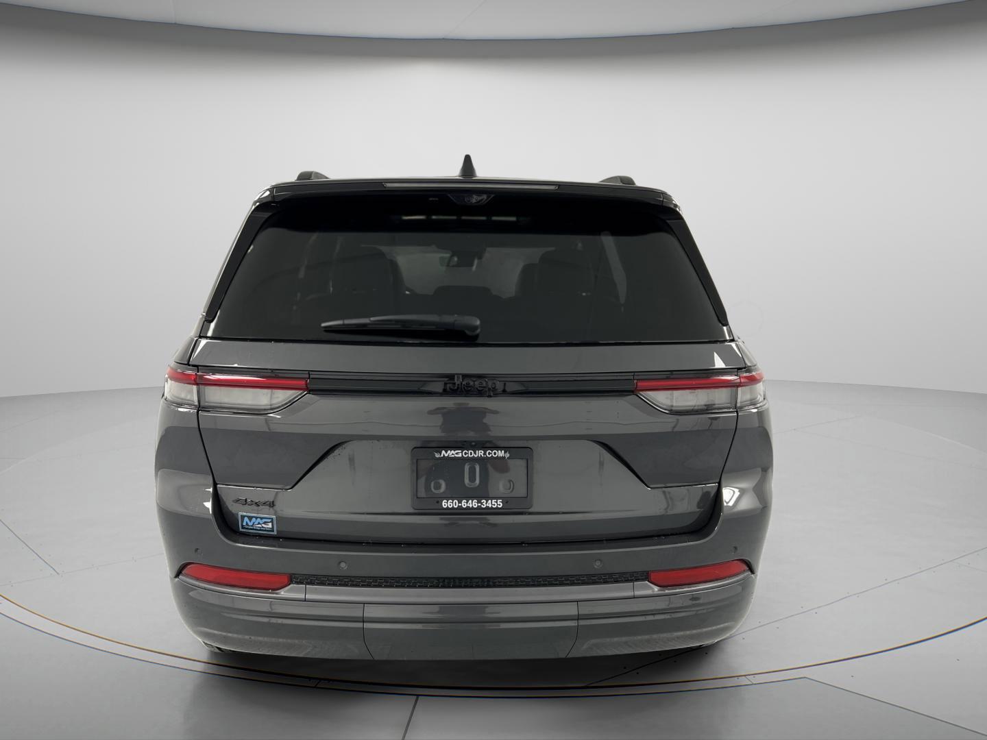 2026 Jeep Grand Cherokee Limited Reserve - Photo 7