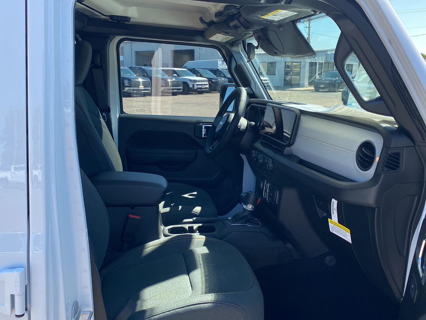 2025 Jeep Wrangler 4-Door Sport S - Photo 18