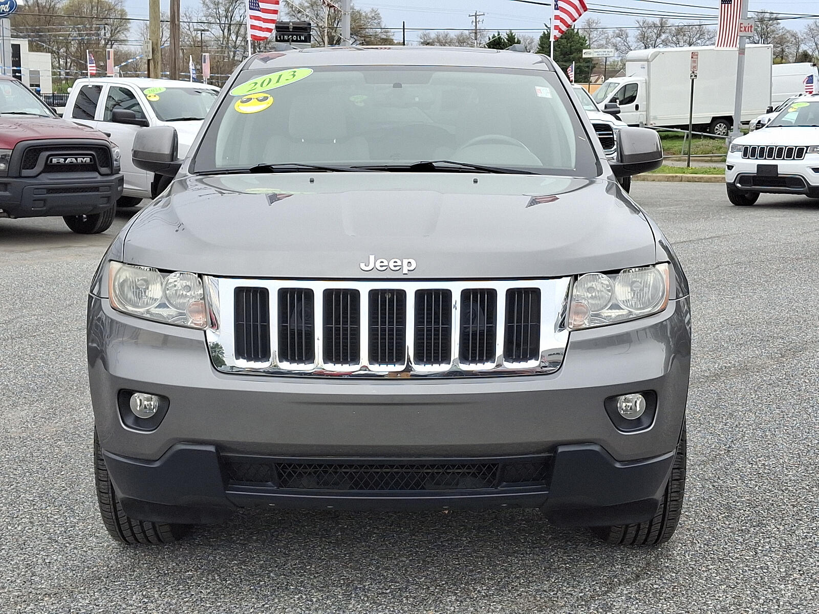 Used 2013 Jeep Grand Cherokee Laredo with VIN 1C4RJFAG3DC537405 for sale in New Castle, DE