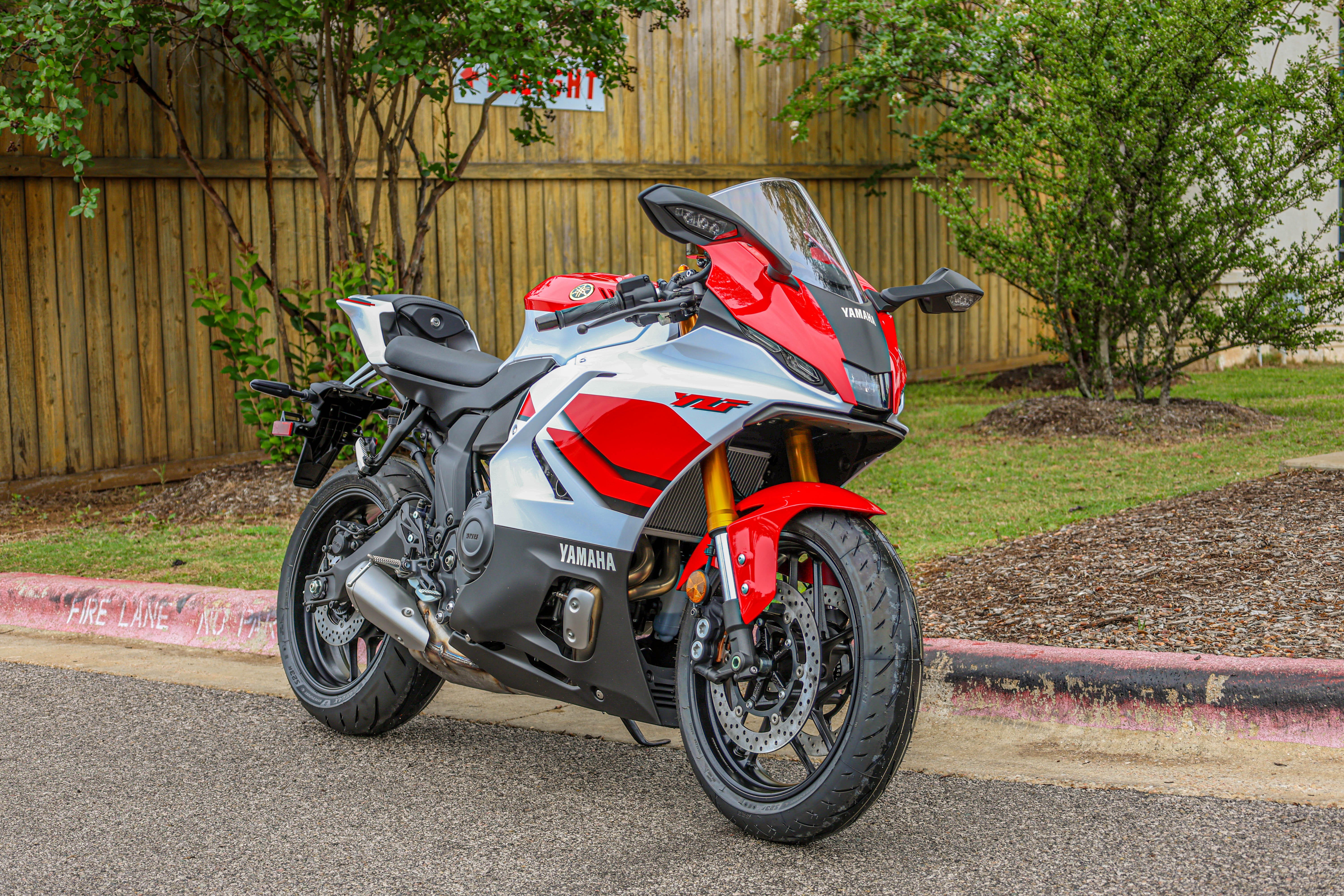 2026 YAMAHA YZF-R7
