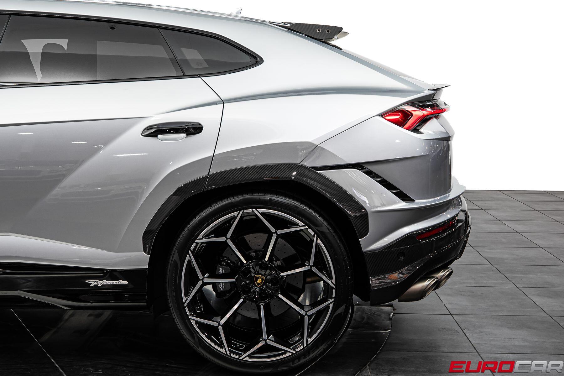 2024 Lamborghini Urus Performante *HUGE CARBON OPTIONS * SUNROOF*Image 22
