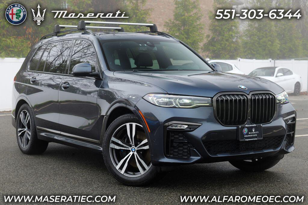 2021 BMW X7 xDrive40i's photo