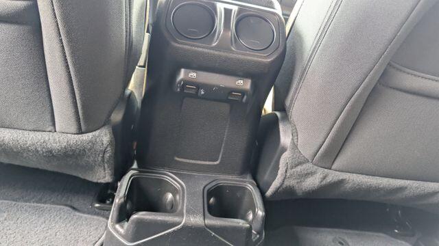2020 Jeep Wrangler Unlimited Black and Tan - Photo 15