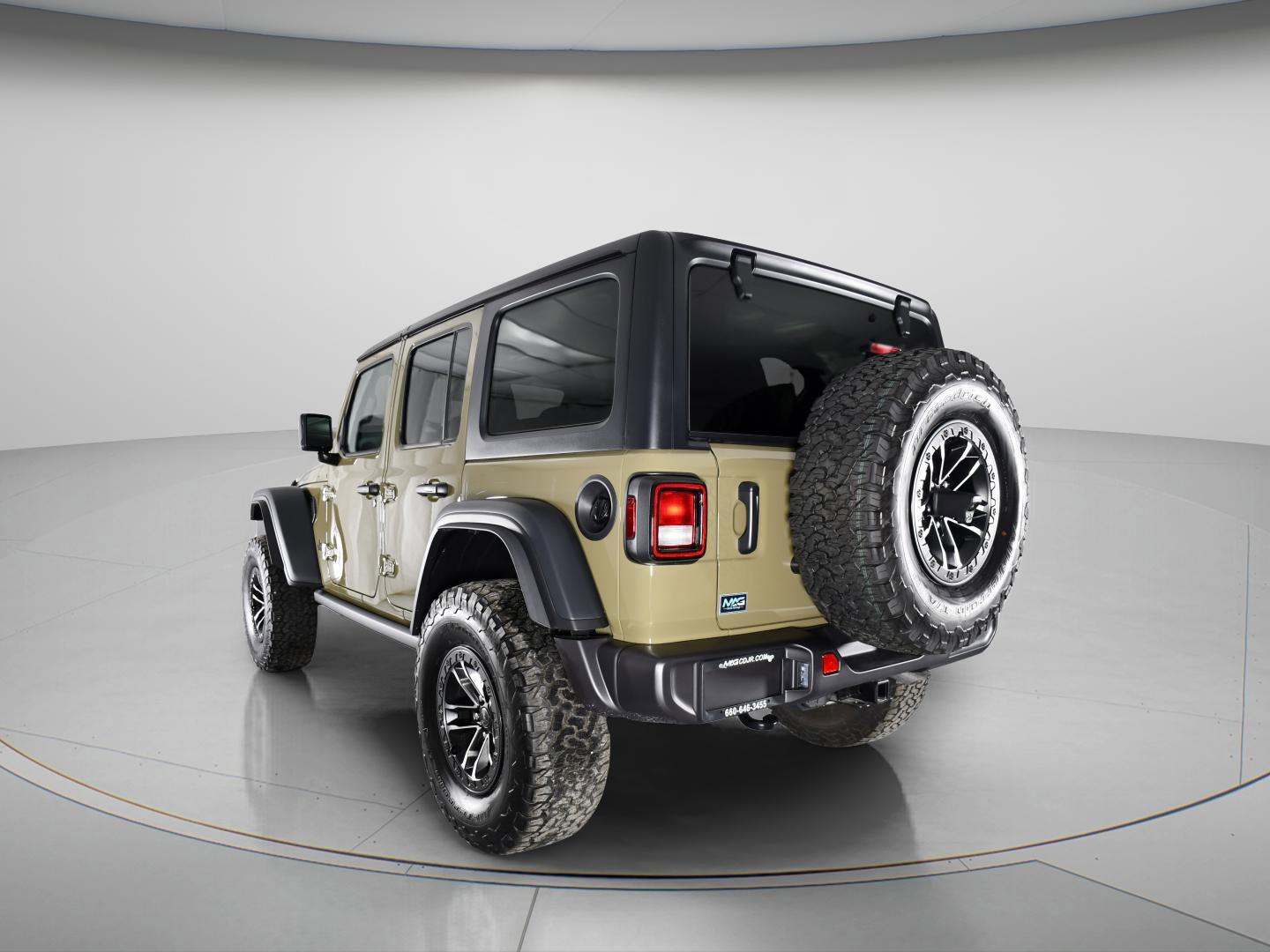 2026 Jeep Wrangler 4-Door Willys - Photo 6