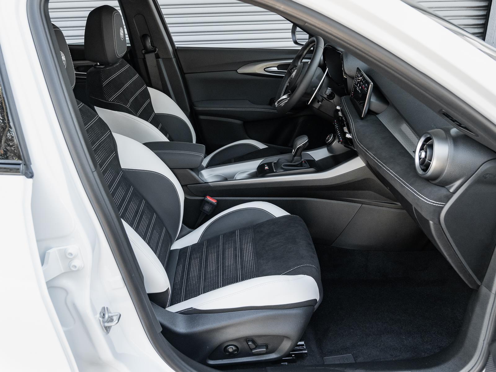 New 2026 Alfa Romeo Tonale Sport Speciale Awd