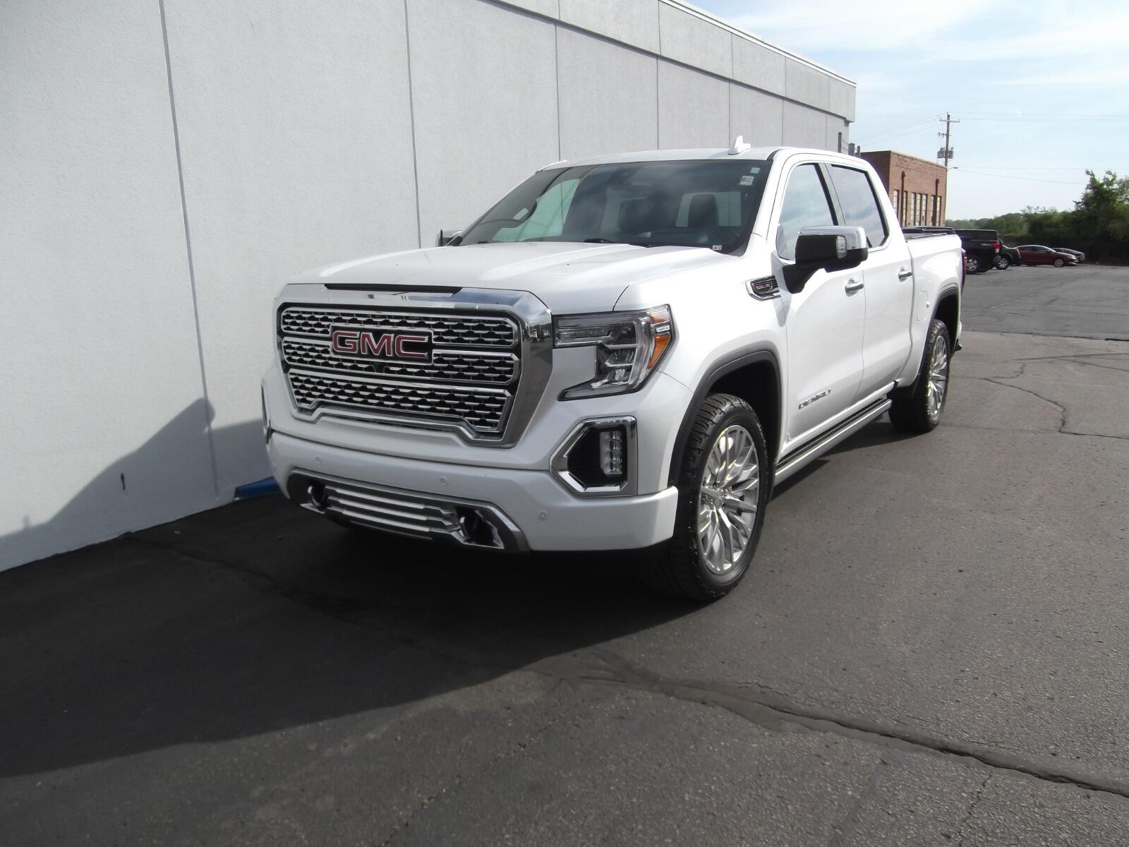 Used 2019 GMC Sierra 1500 Denali Denali with VIN 1GTU9FEL9KZ206154 for sale in Kansas City