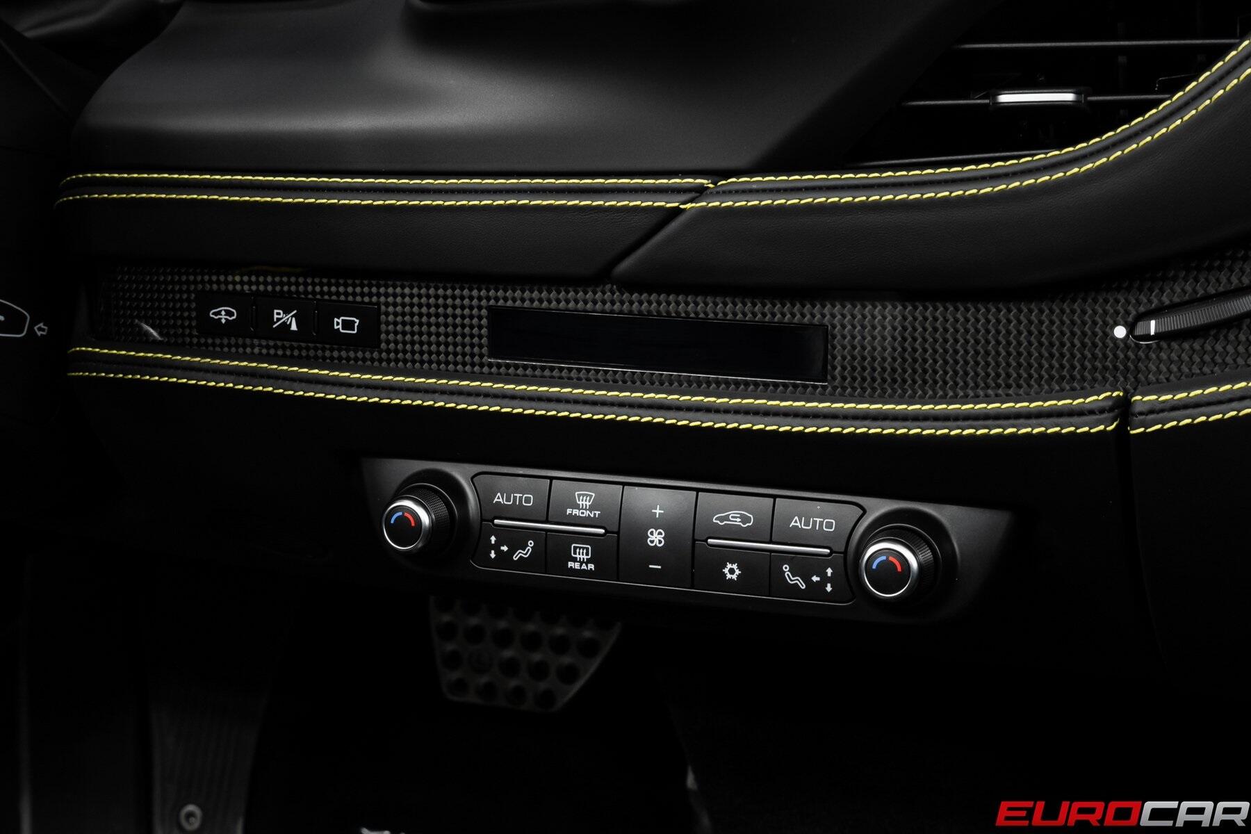 2022 Ferrari F8 Spider *HUGE CARBON OPTIONS * PASSENGER DISPLAY*Image 35