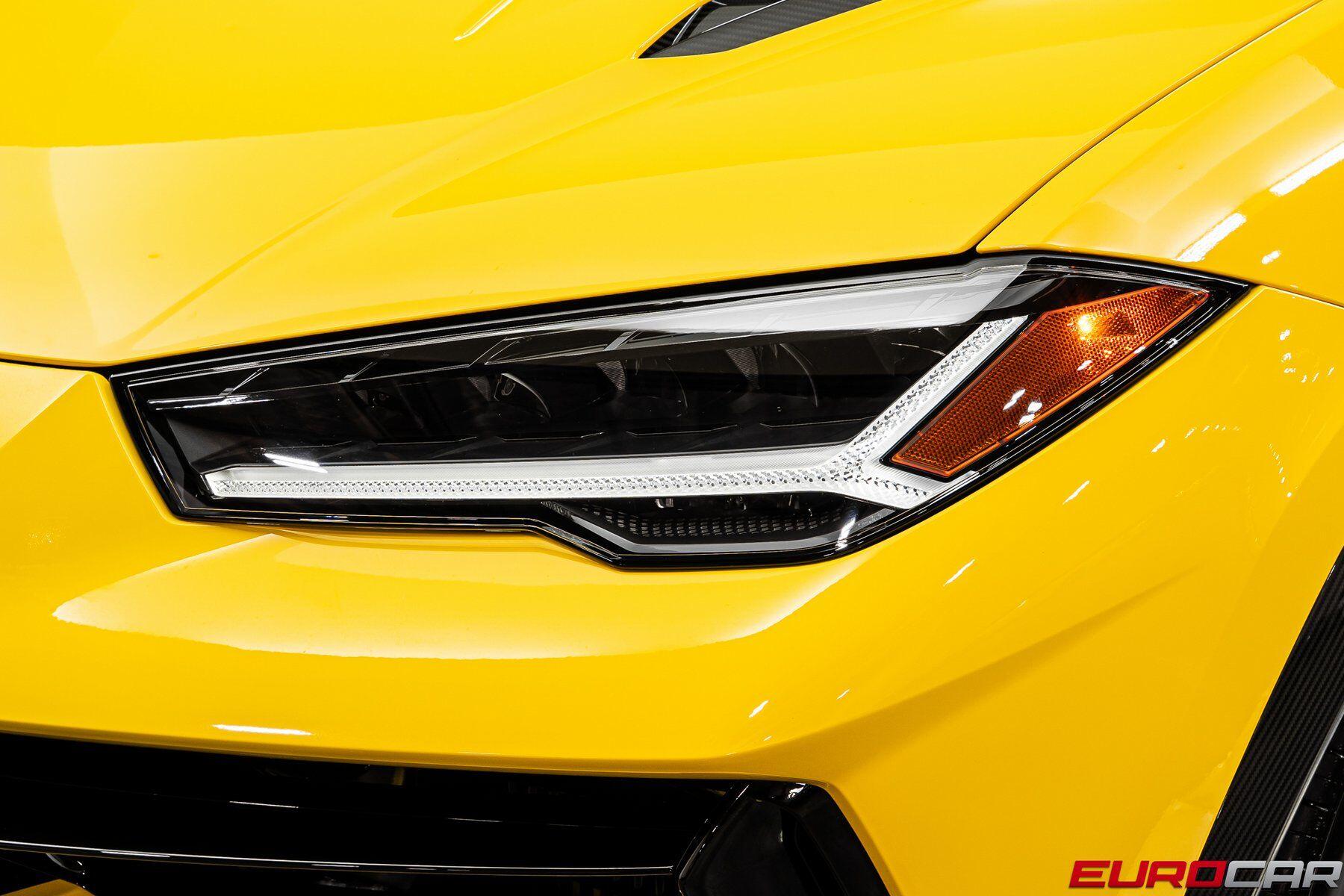 2024 Lamborghini Urus Performante *HUGE CARBON OPTIONS * SUNROOF*Image 11
