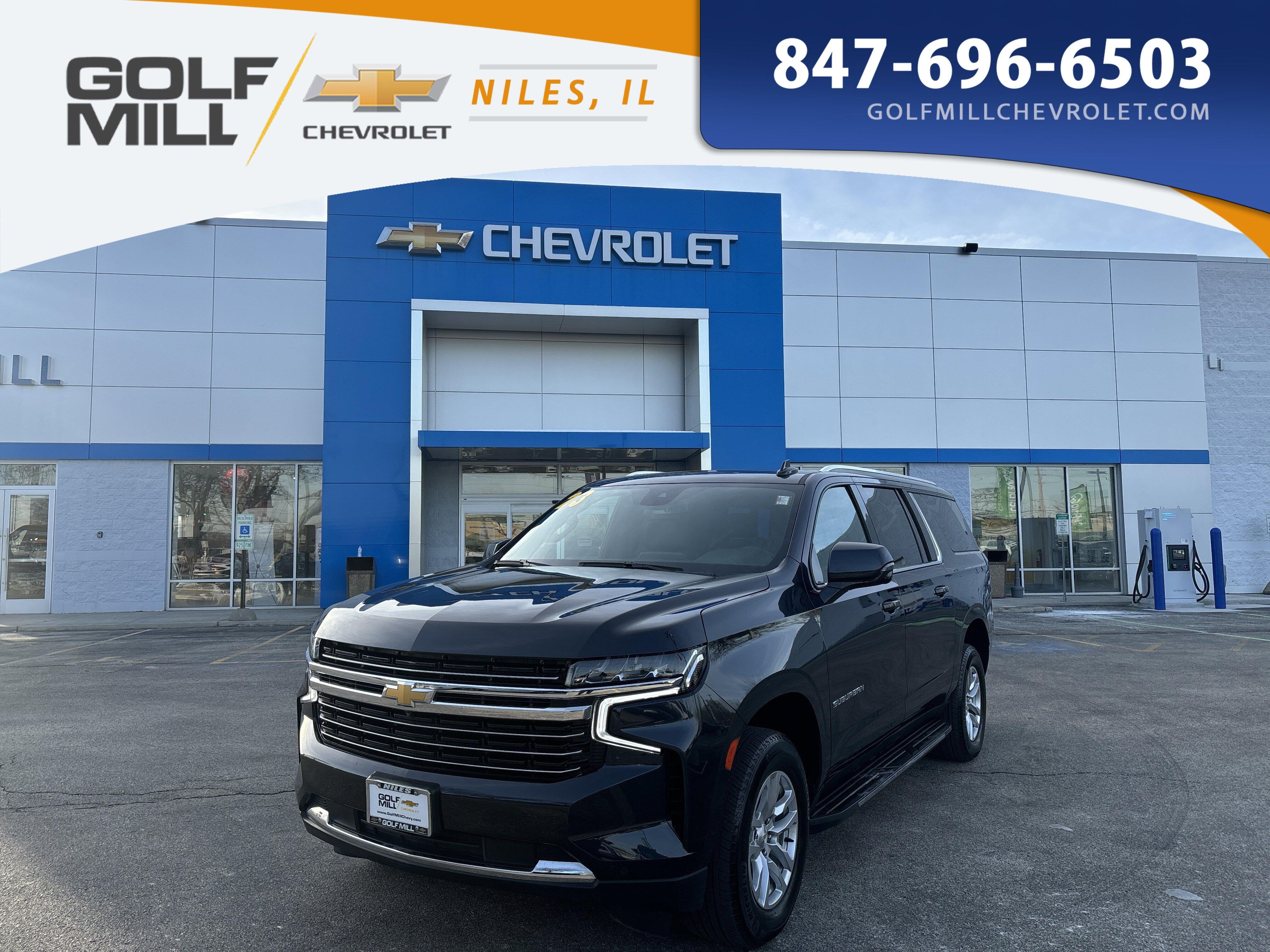 2023 Chevrolet Suburban LT's photo