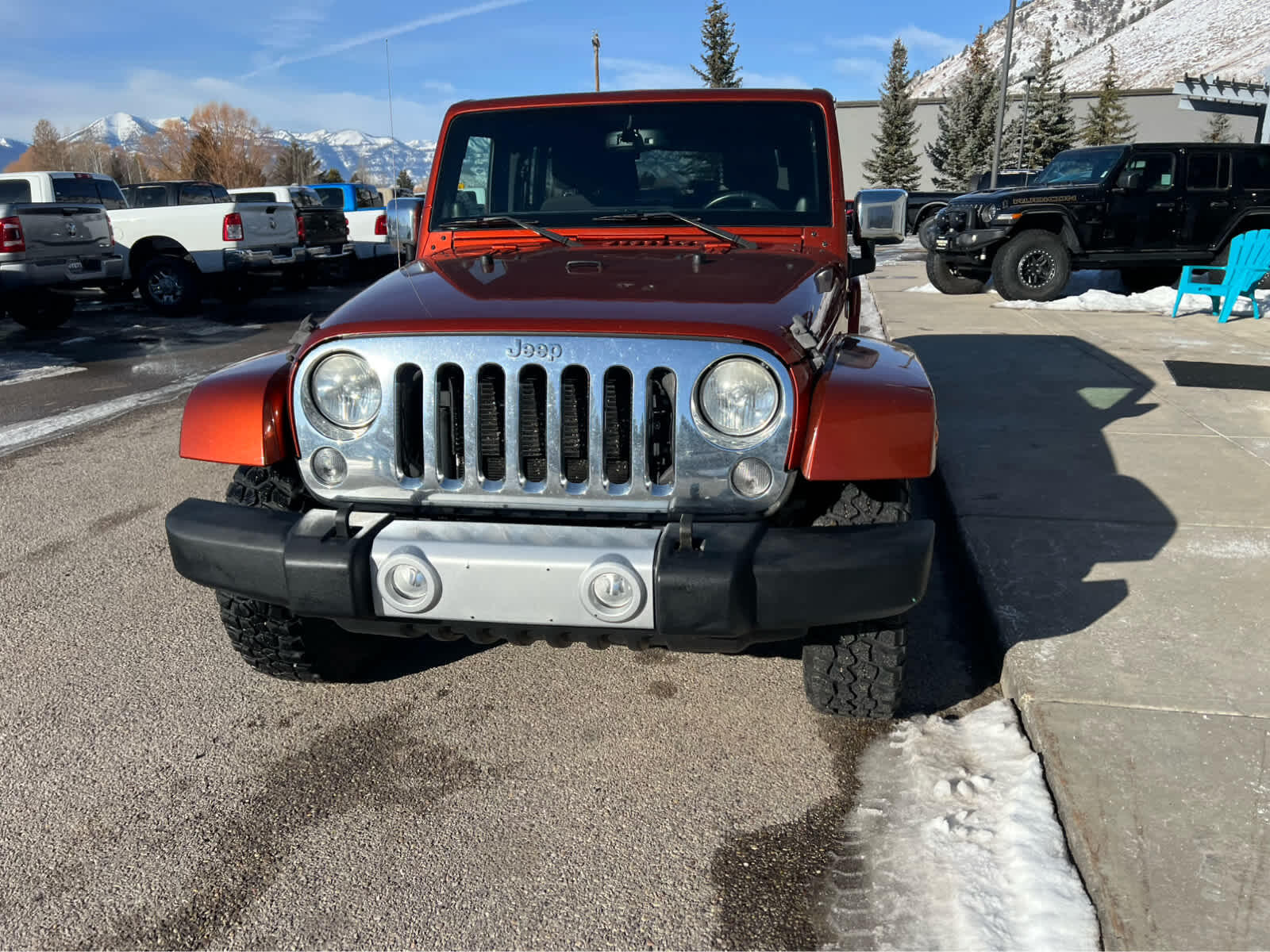 2014 Jeep Wrangler Unlimited Sahara photo 3