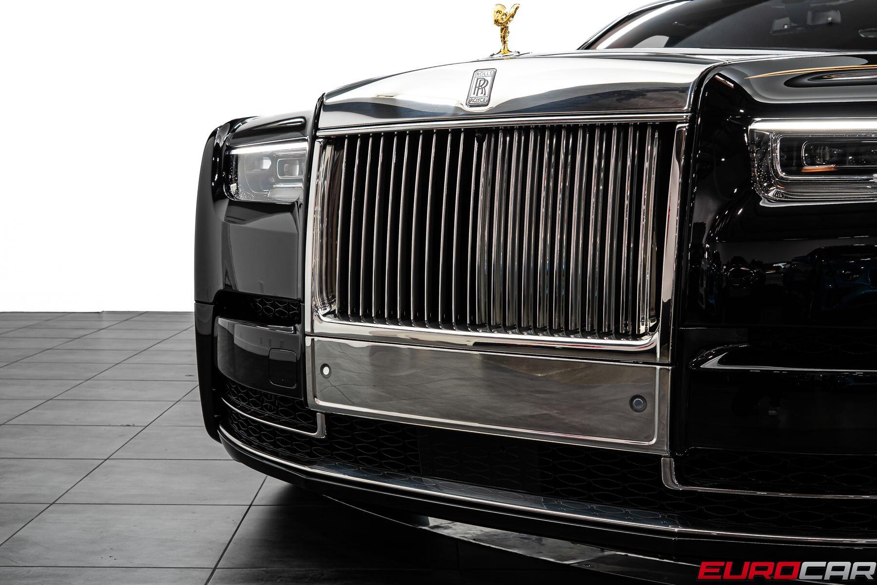 2023 Rolls-Royce Phantom EWB *CASCADE GOLD PASSENGER FASCIA*Image 13