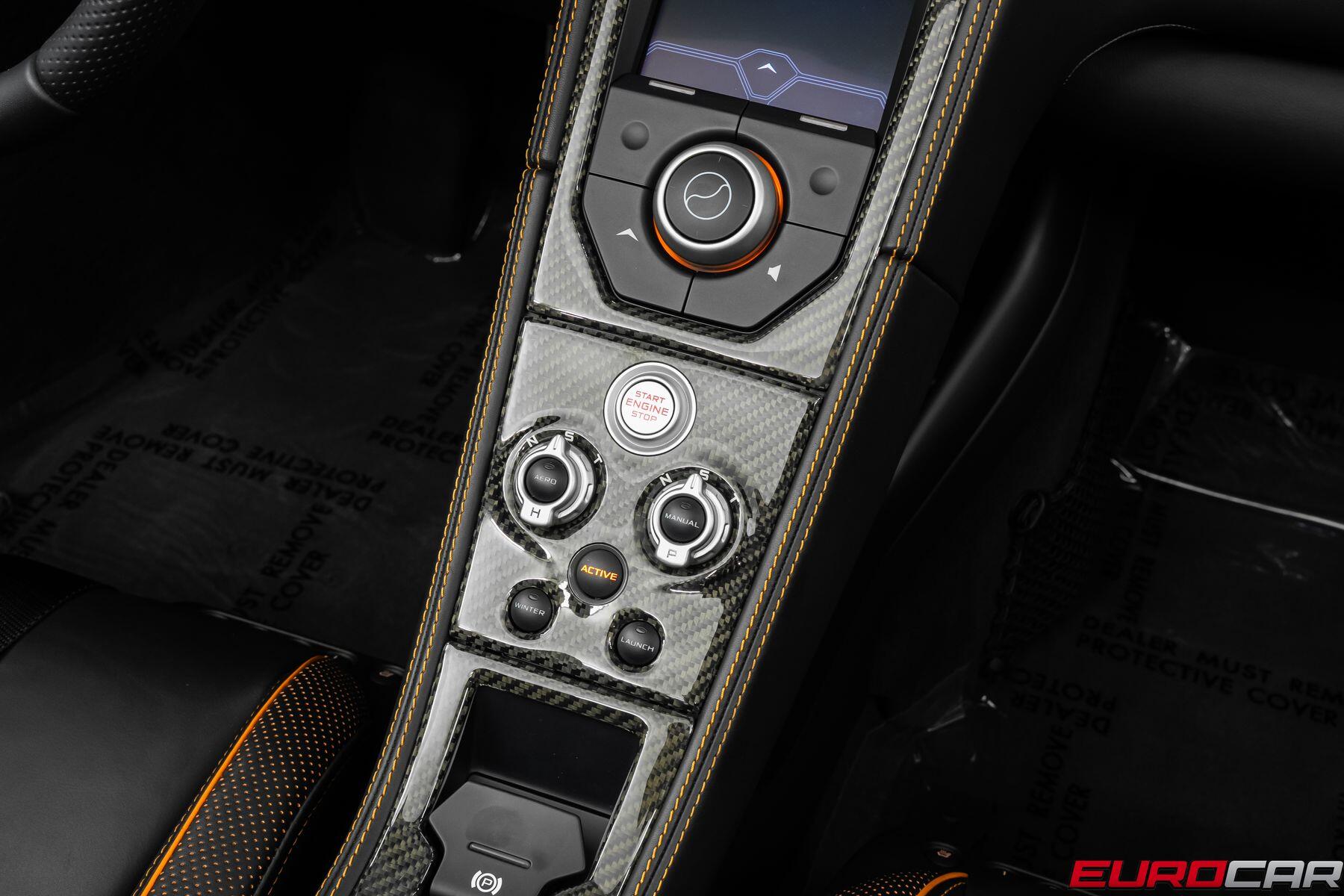 2013 McLaren MP4-12C Spider *ONLY 901 MILES * CARBON STEERING WHEEL*Image 37