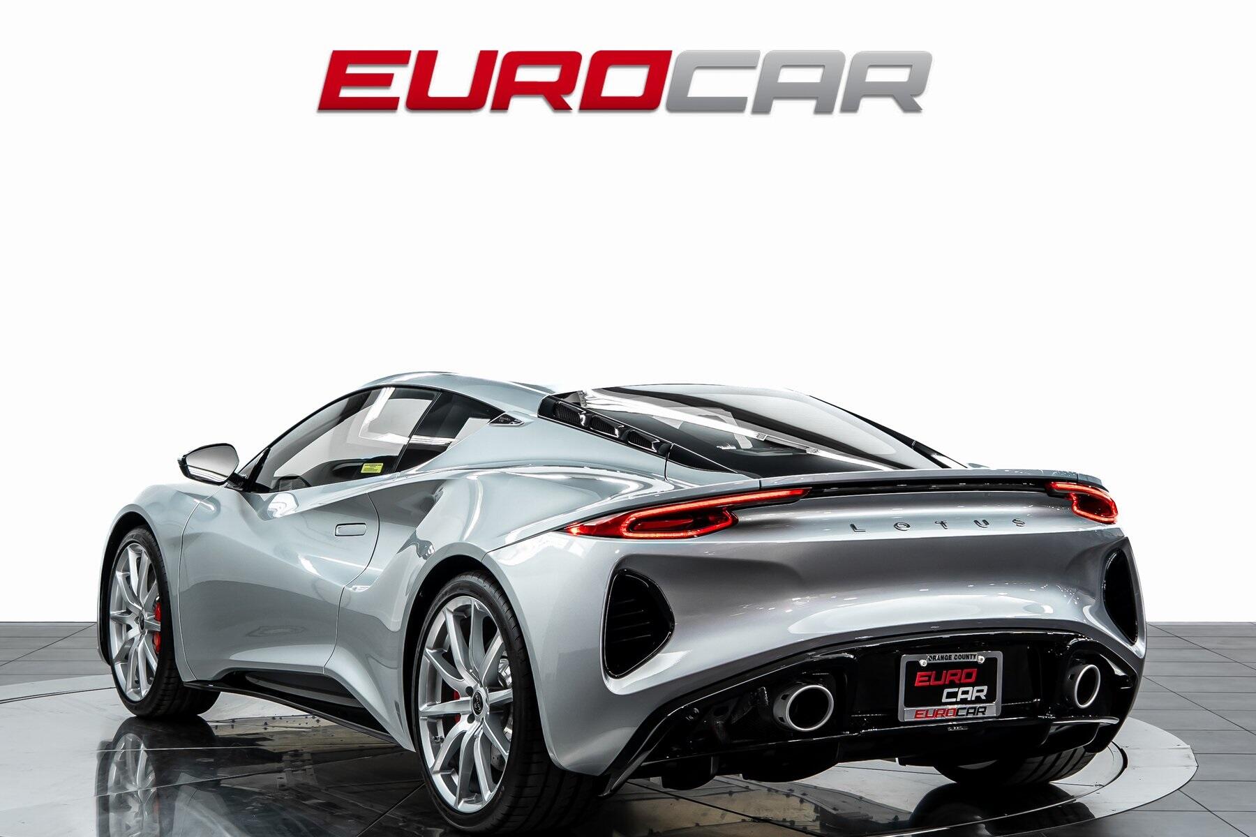 2025 Lotus Emira Base photo 3