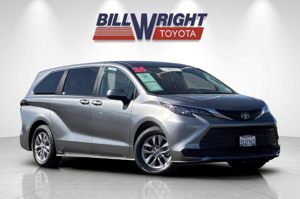 2026 Toyota Sienna LE