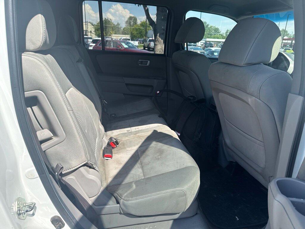 2013 Honda Pilot LX - Photo 14