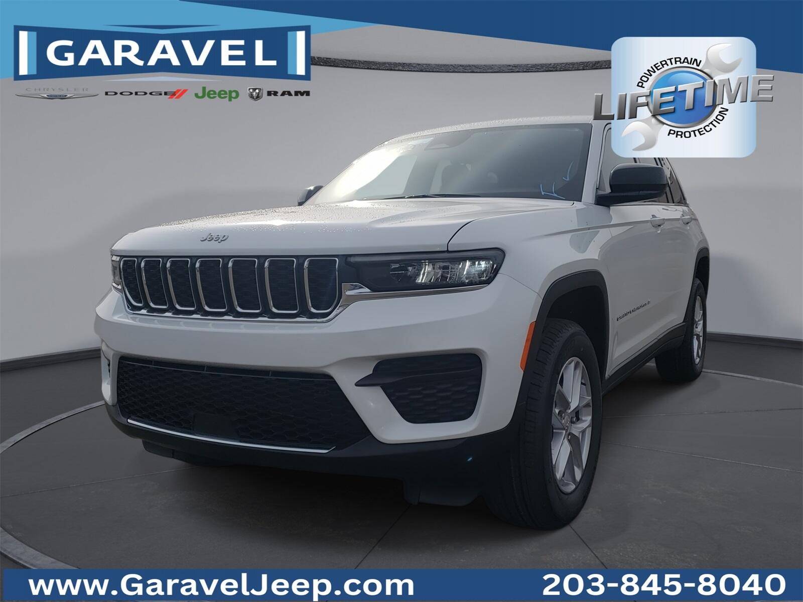 2025 Jeep Grand Cherokee Laredo's photo