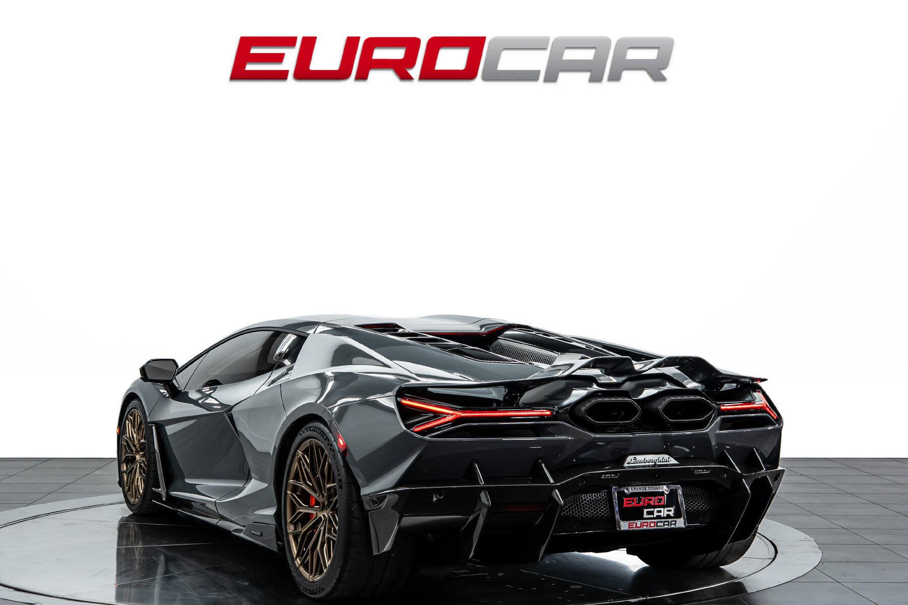 2025 Lamborghini Revuelto *HUGE CARBON OPTIONS * PASSENGER DISPLAY*Image 3