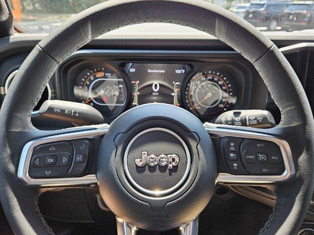 2025 Jeep Wrangler 4-Door Sahara - Photo 12