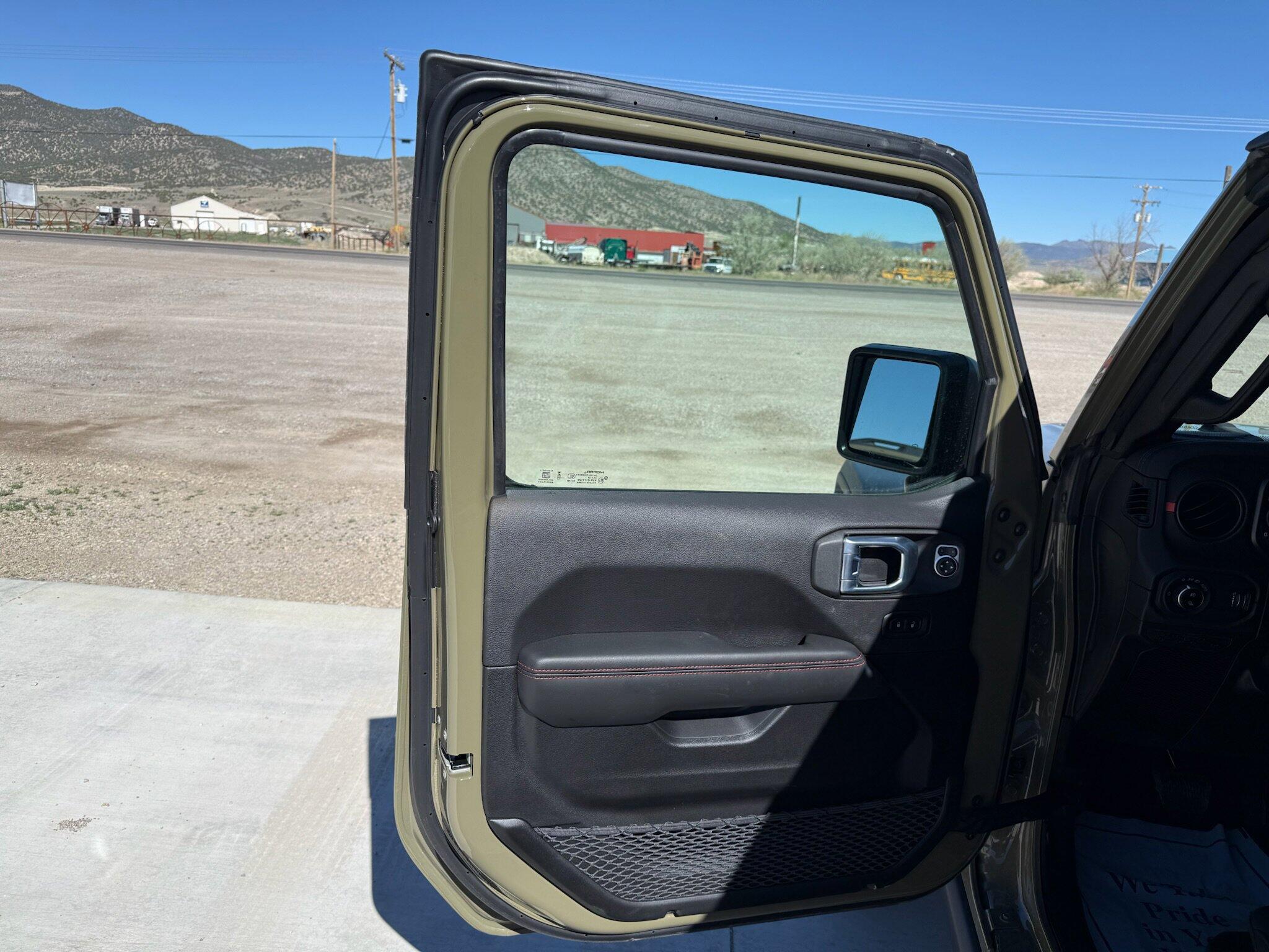 2026 Jeep Gladiator Rubicon - Photo 9