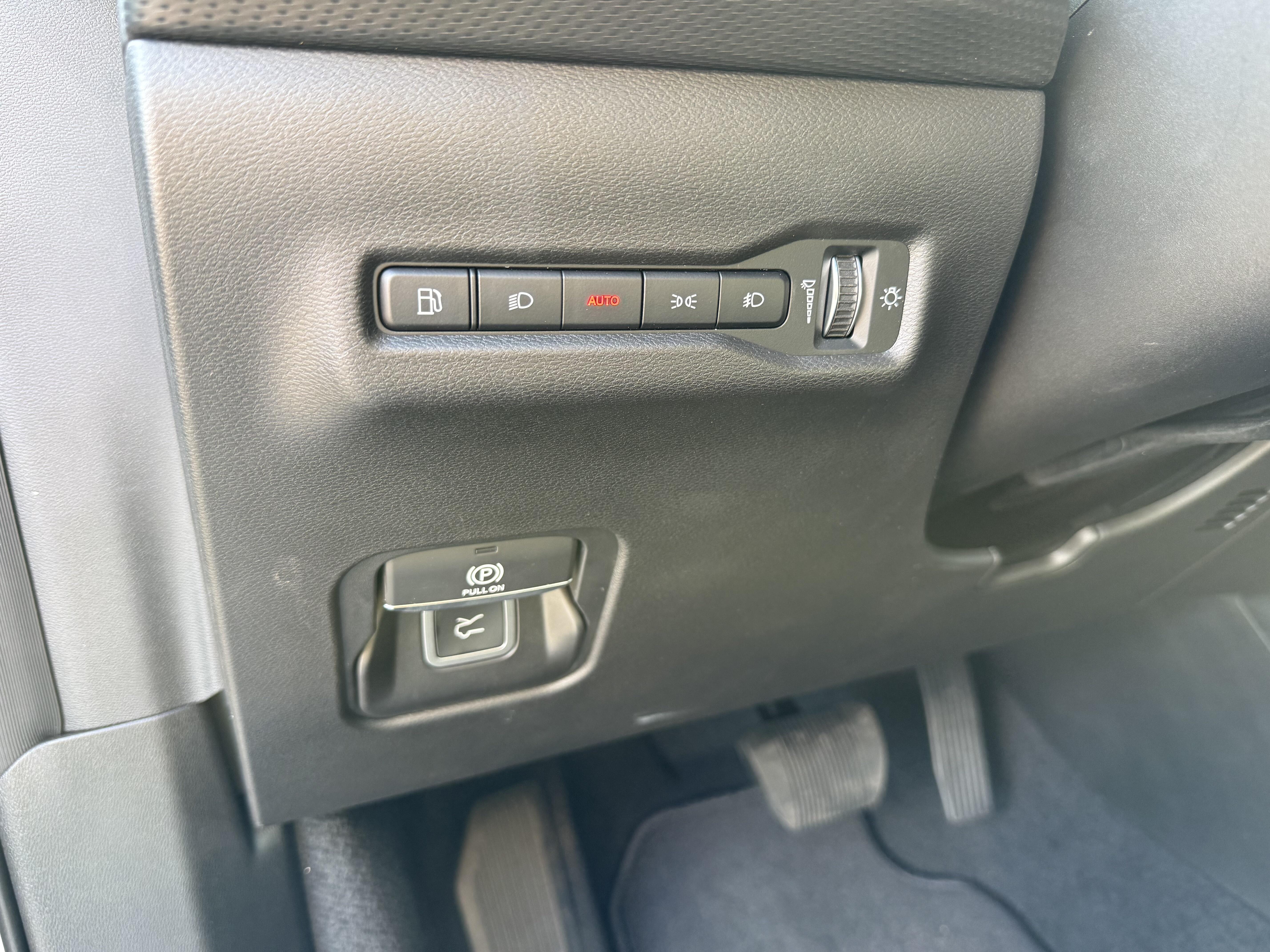 2026 Jeep Cherokee Limited - Photo 16