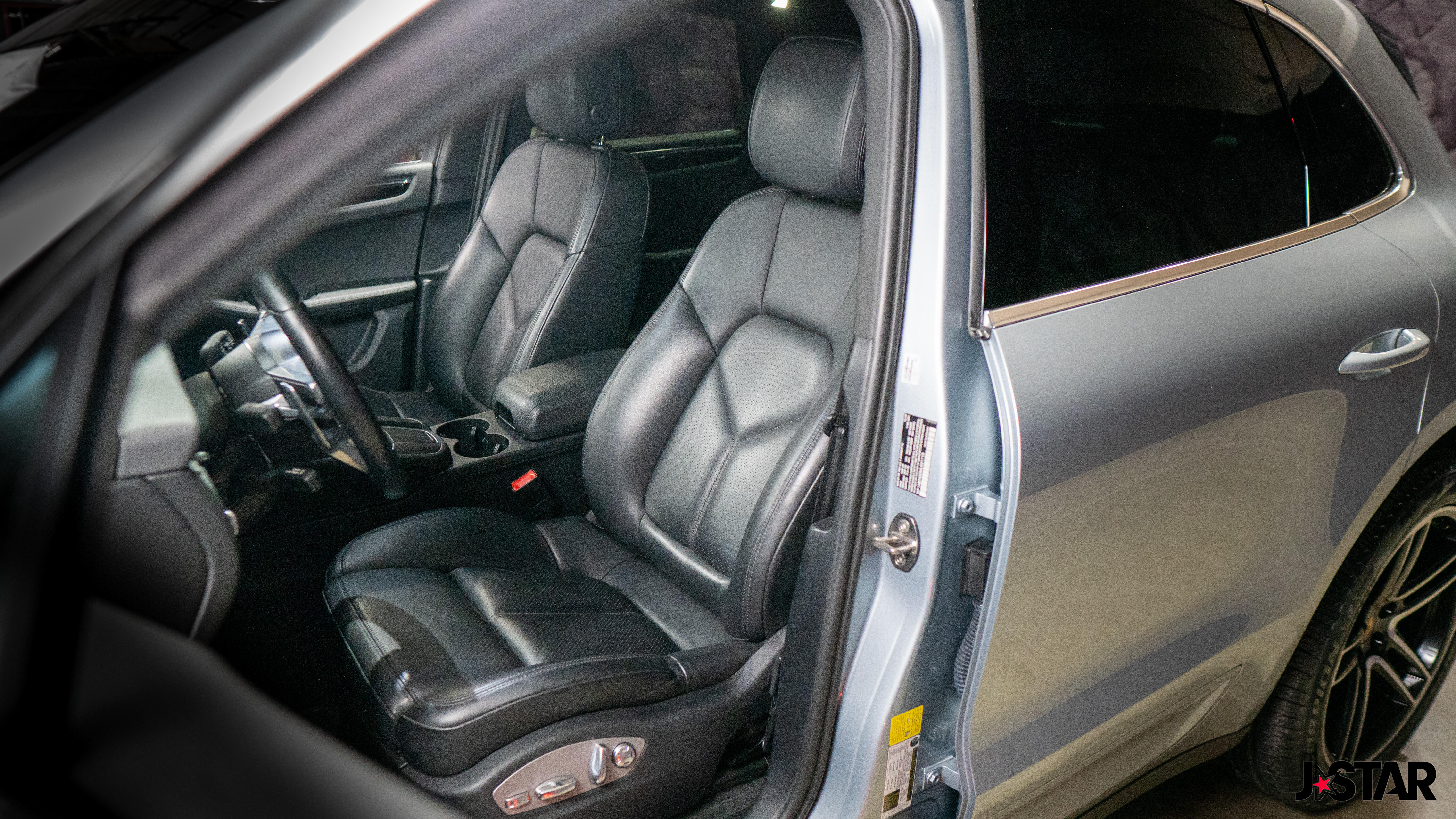 Used 2021 Porsche Macan S with VIN WP1AB2A50MLB31713 for sale in Anaheim, CA