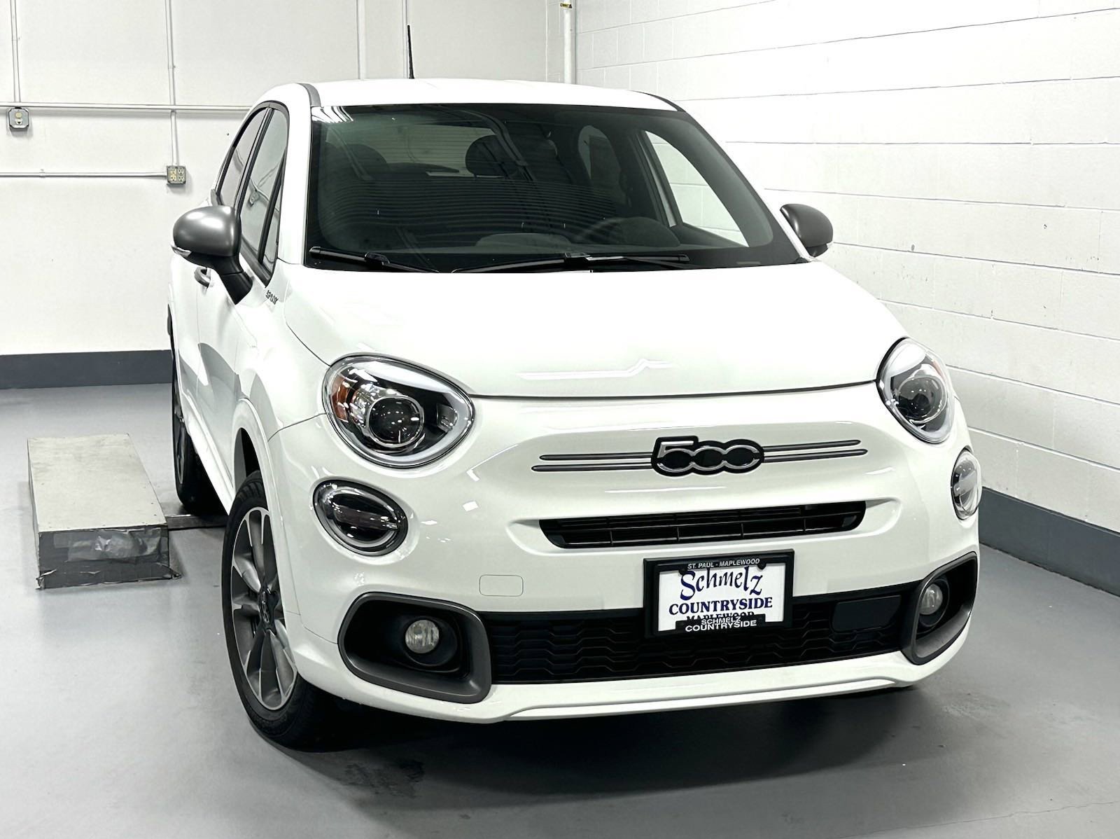 Used 2022 FIAT 500X Sport with VIN ZFBNF3C10NP980017 for sale in Maplewood, Minnesota