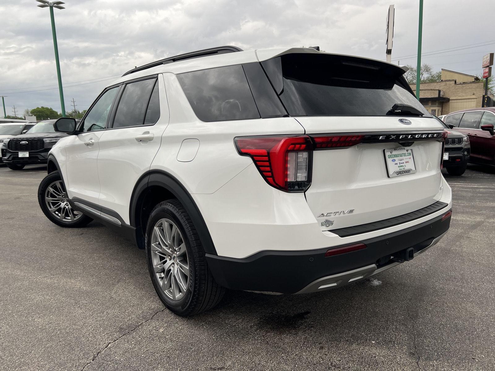 2025 Ford Explorer Active - Photo 9