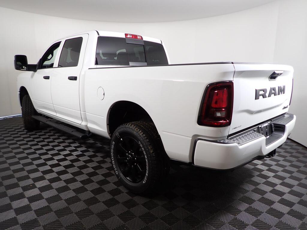 2026 RAM 2500 Tradesman/Black Express - Photo 13