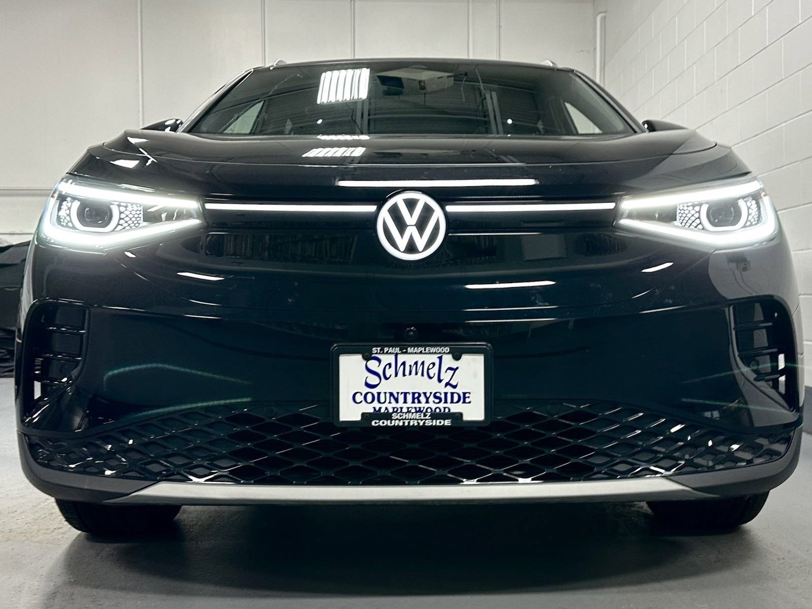 Used 2023 Volkswagen ID.4 PRO S with VIN 1V2FMPE89PC011530 for sale in Maplewood, Minnesota